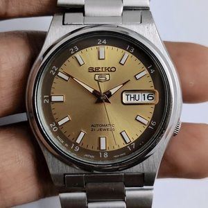 Vintage Seiko 5 automatic watch